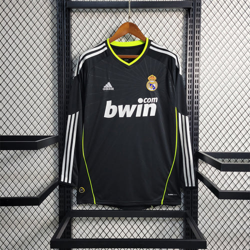 Real Madrid 10/11 Long Sleeve Away Kit