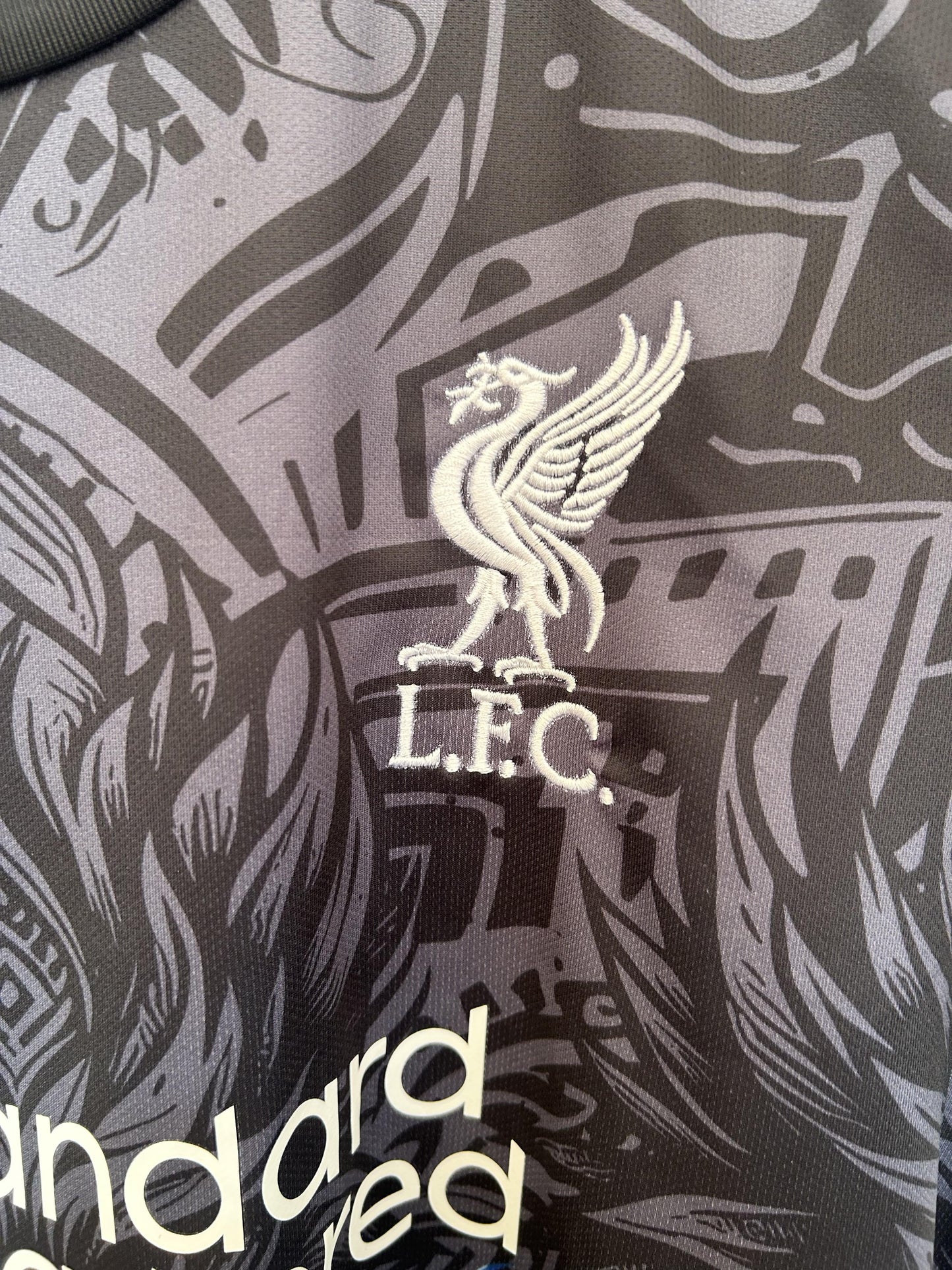 Liverpool "Abyssal Dark" Special Kit