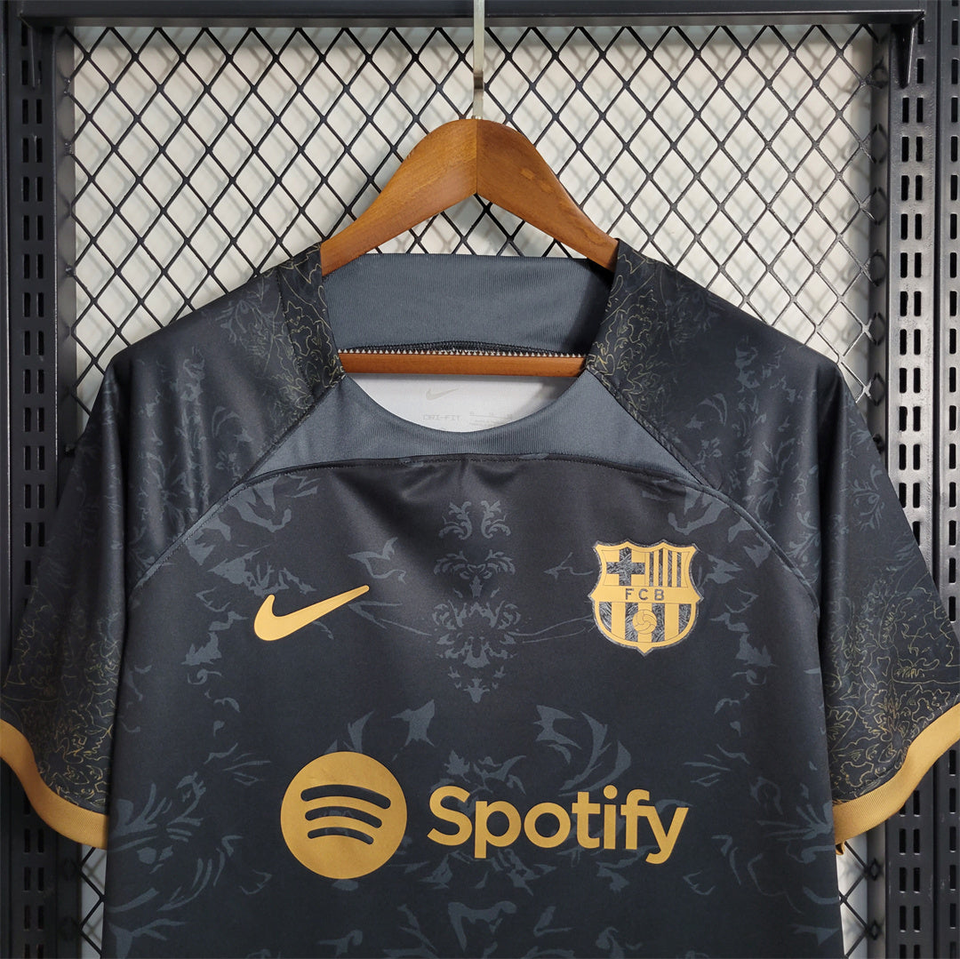 Barcelona “Royalty” Special Kit