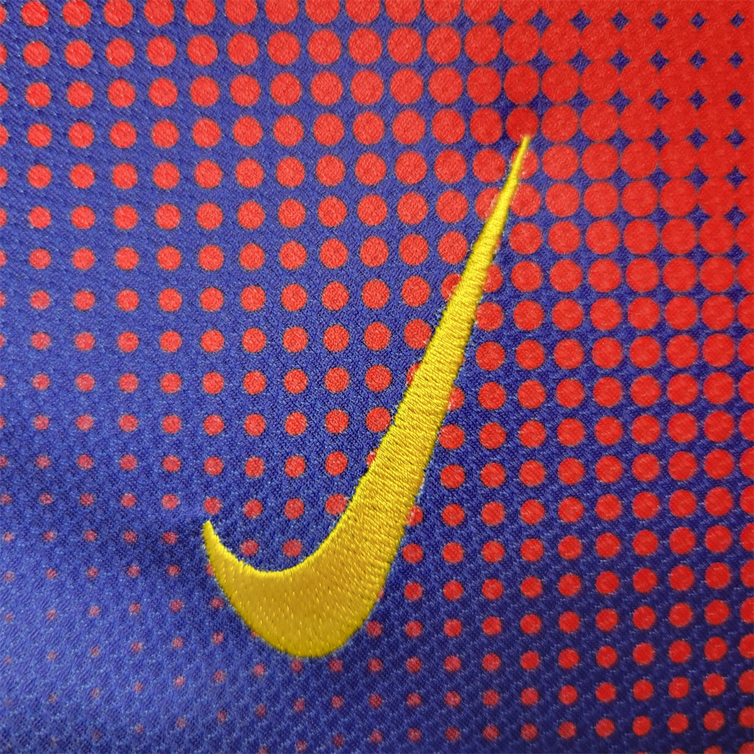 Retro Barcelona 12/13 home