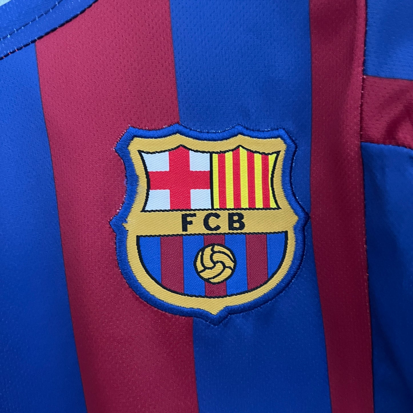 05/06 Kids Retro Barcelona Home Kit
