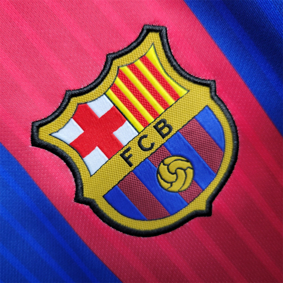 Barcelona 16/17 Home Kit