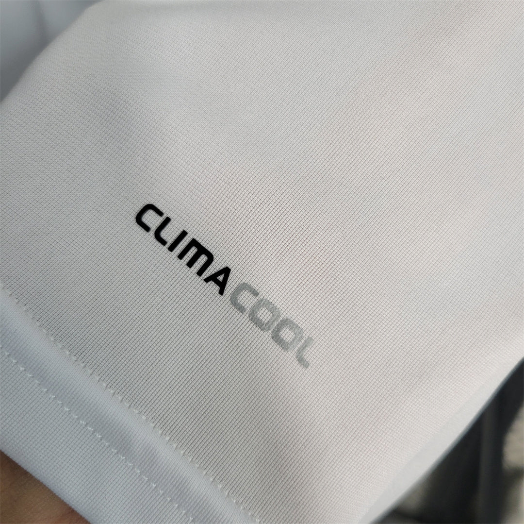 Real Madrid 09/10 Long Sleeve Home Kit