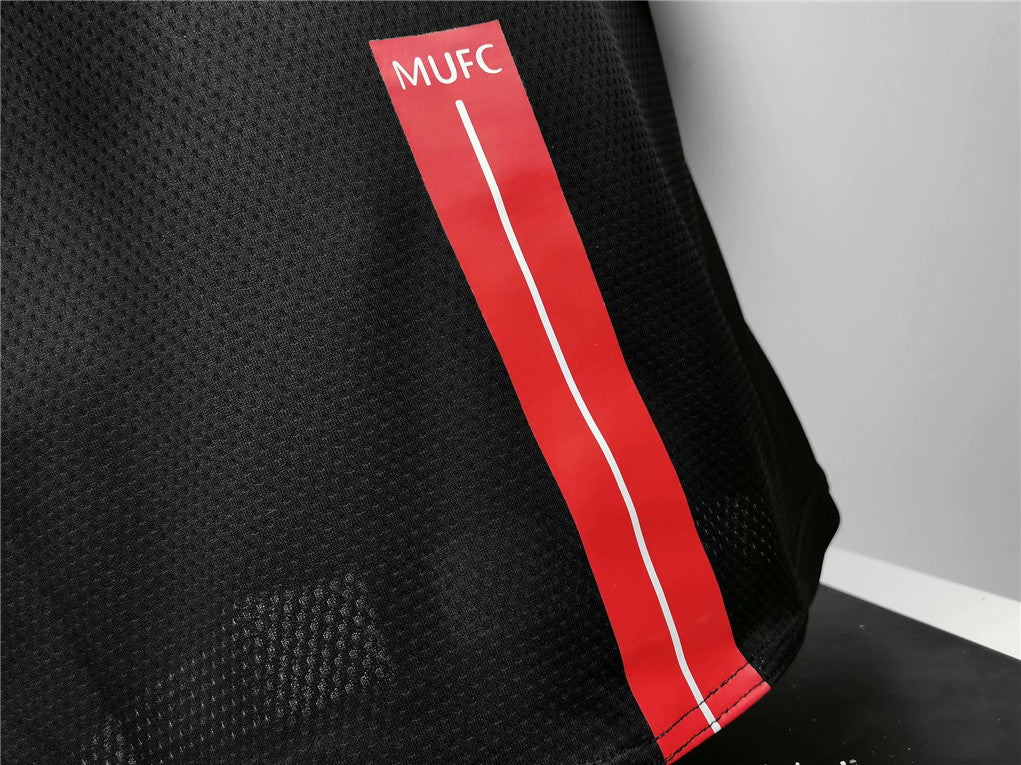 Manchester United 07/08 Retro Away Kit