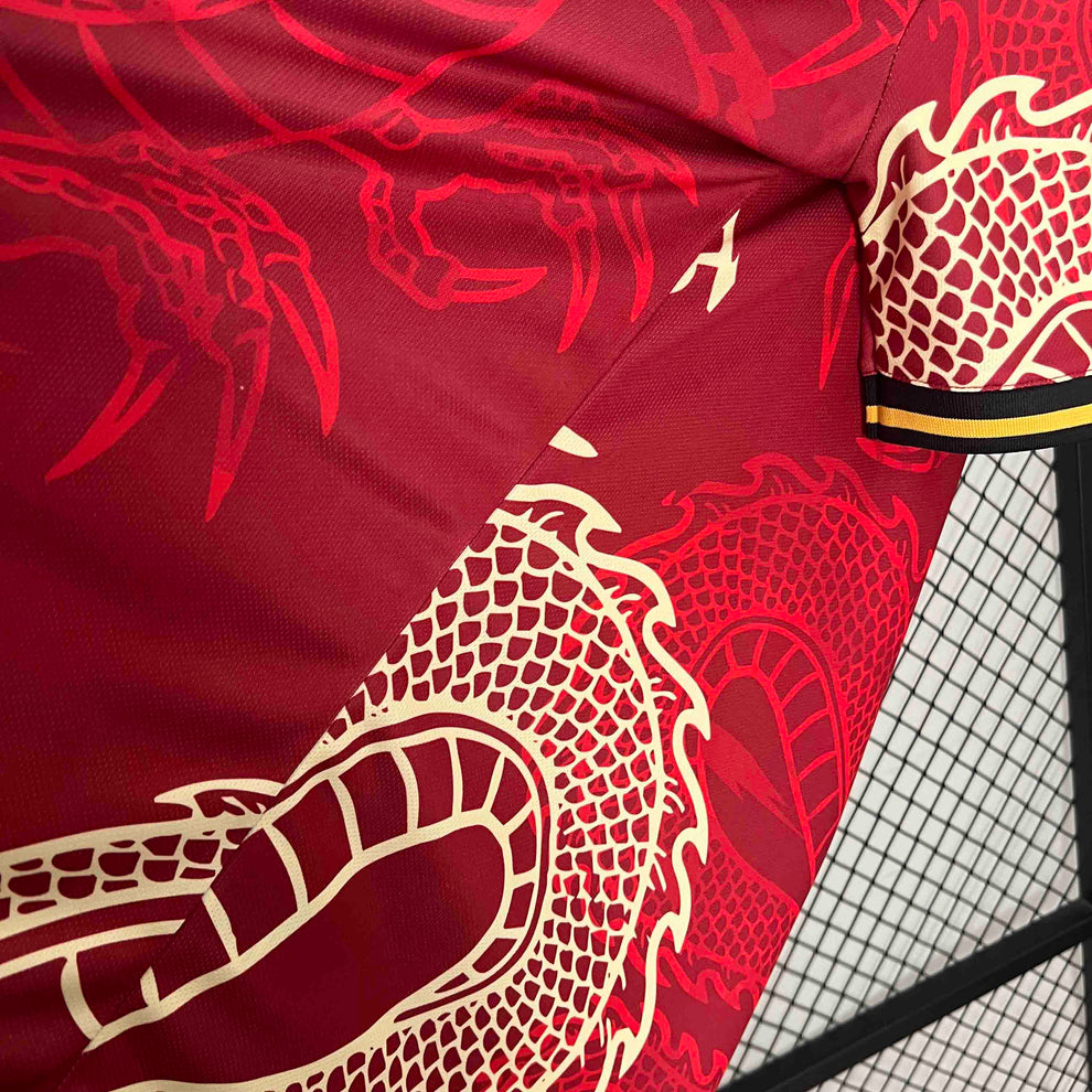 Real Madrid "Dragon de Fuego" special kit