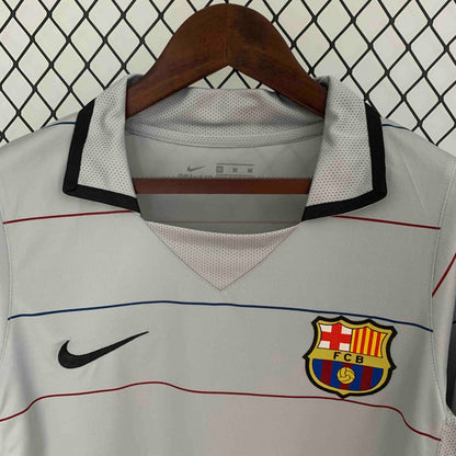 Barcelona 03/04 Away Retro Kit