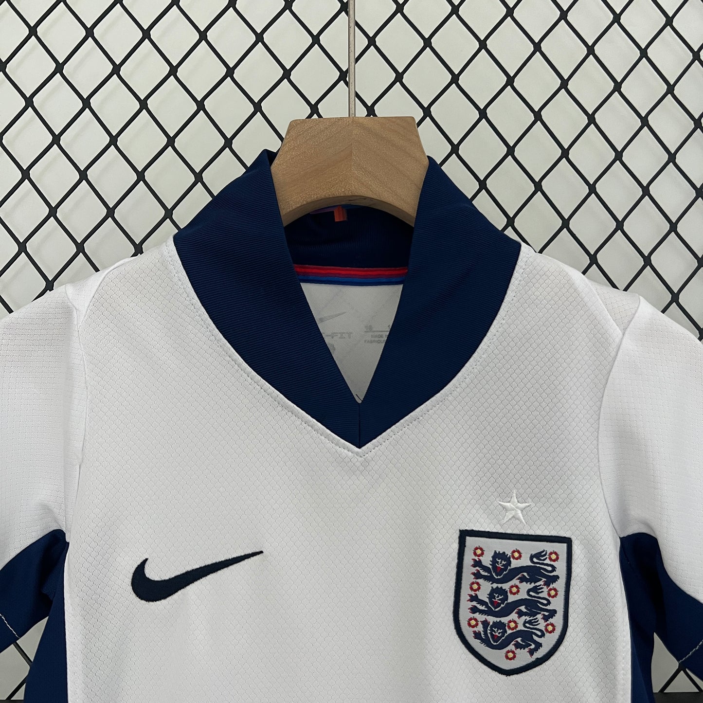 24/25 Kids England Home Kit