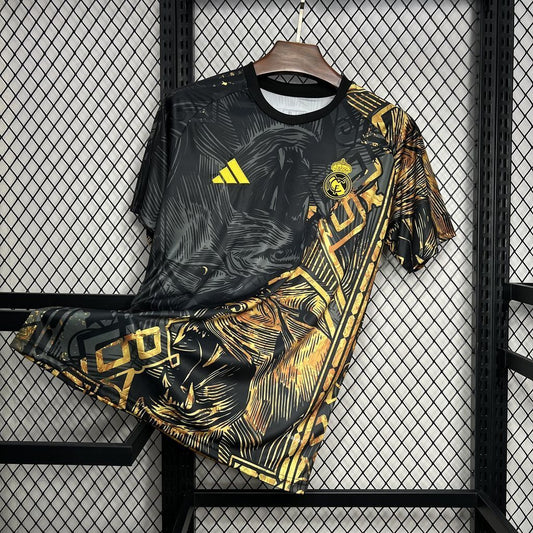 Real Madrid "La Noche Real" Special Kit