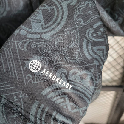 Real Madrid “Royal Team” Special Kit