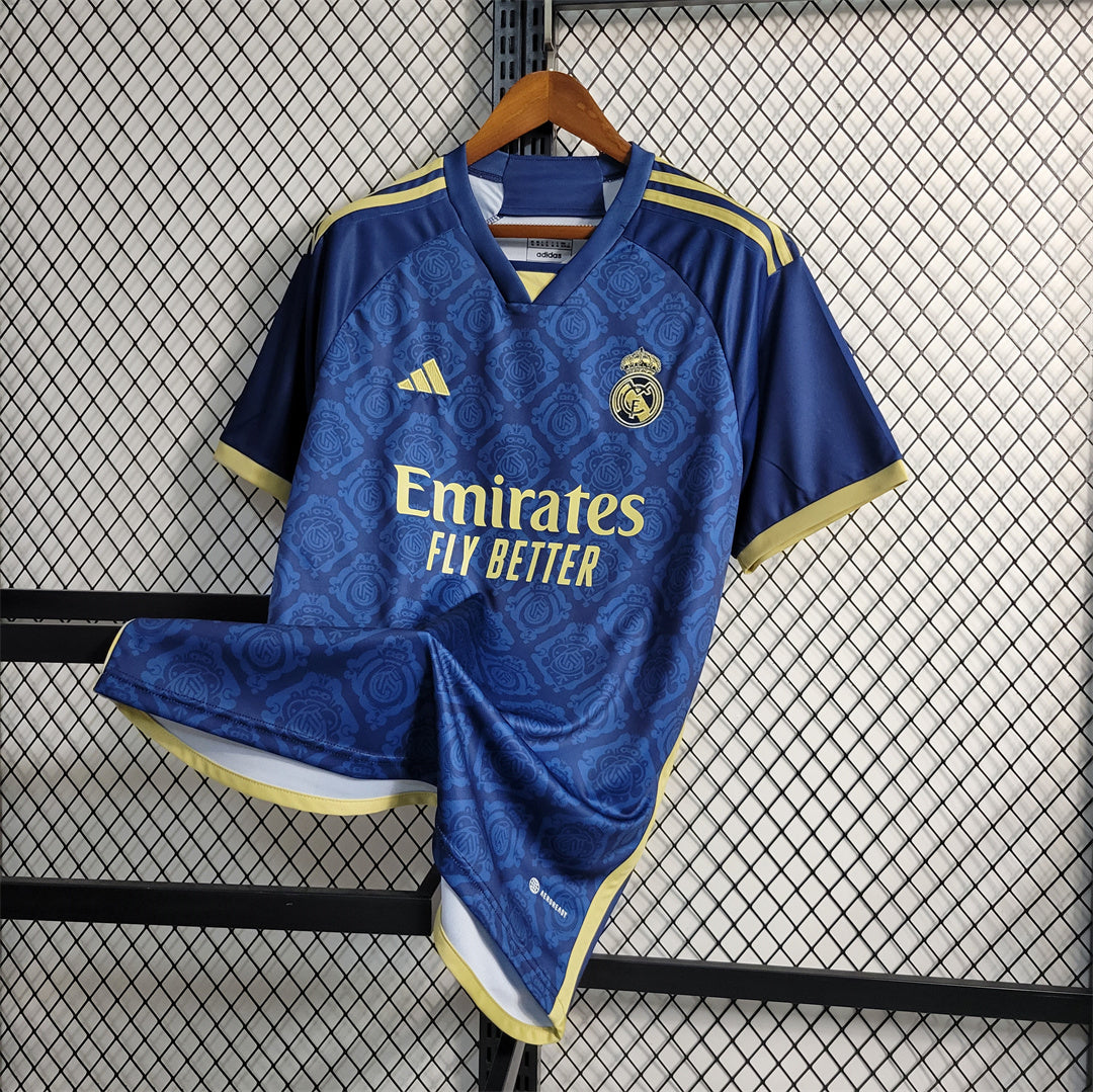 Real Madrid “Blue Crown” Special Kit