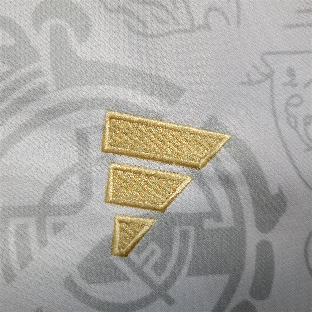 Real Madrid “Royal Team” Special Kit