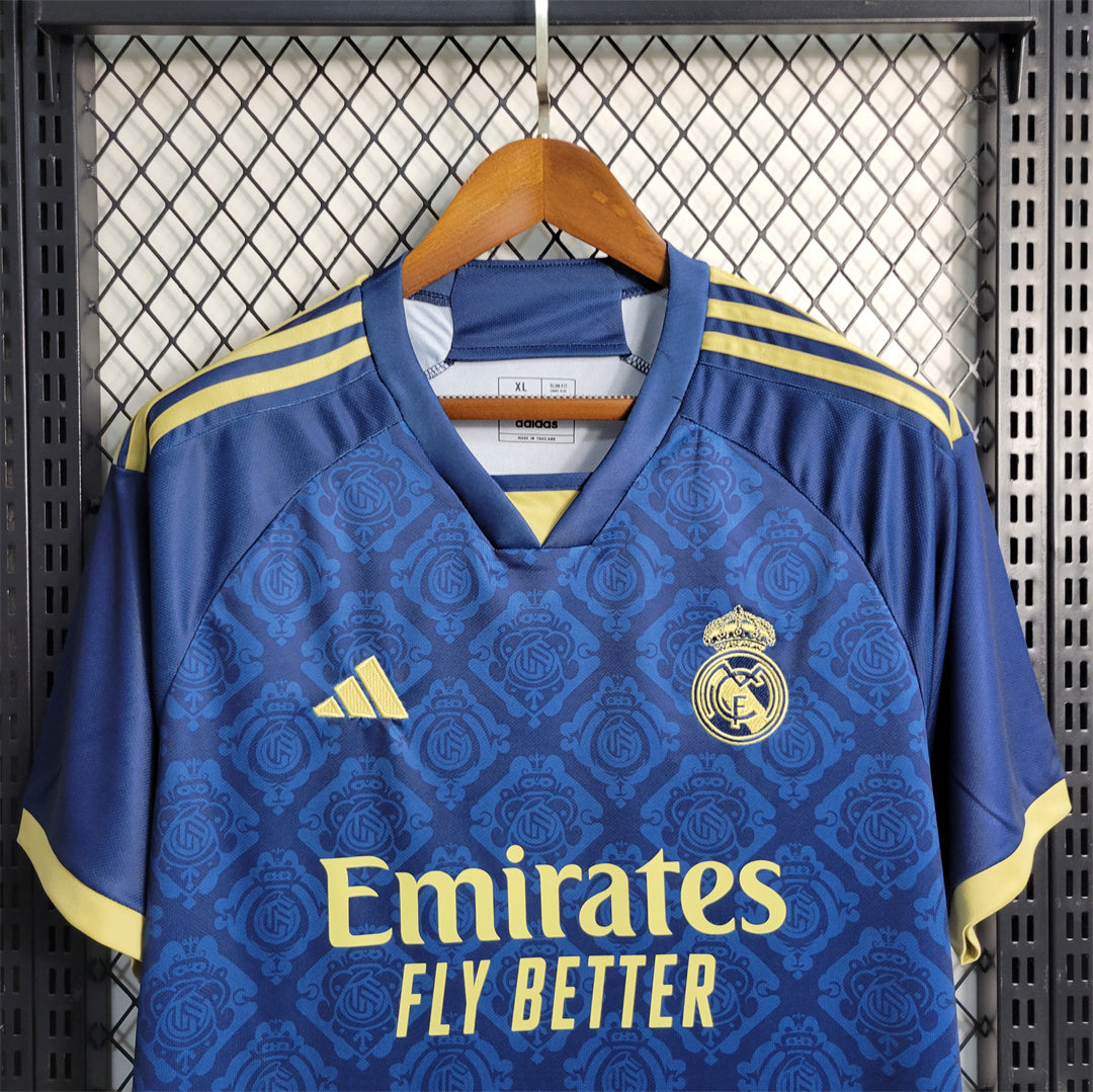 Real Madrid “Blue Crown” Special Kit