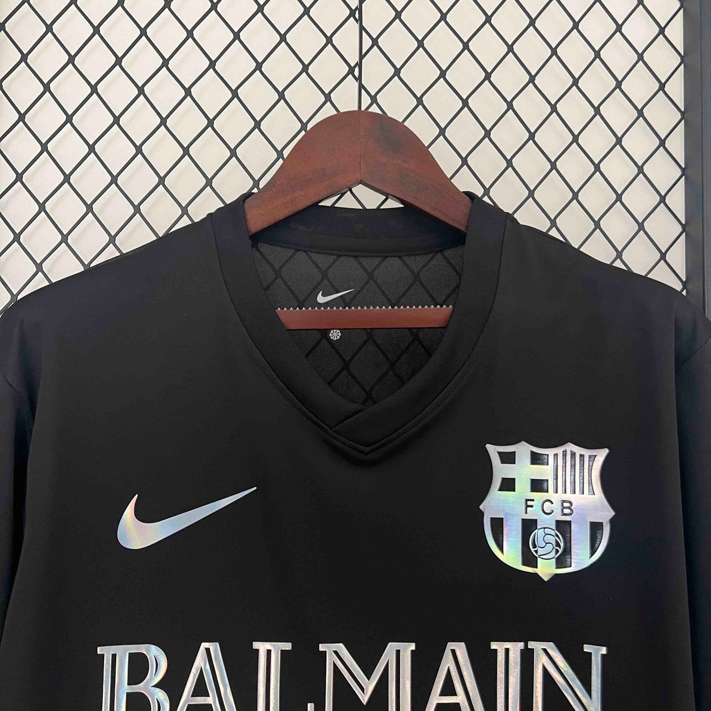 Barcelona Balmain Special Kit