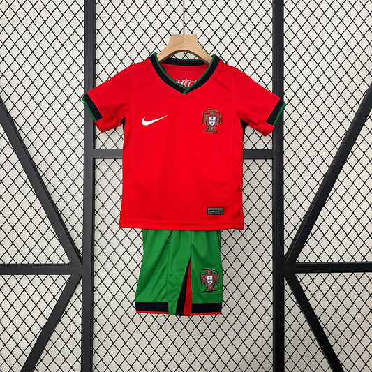 24/25 Kids Portugal Home Kit