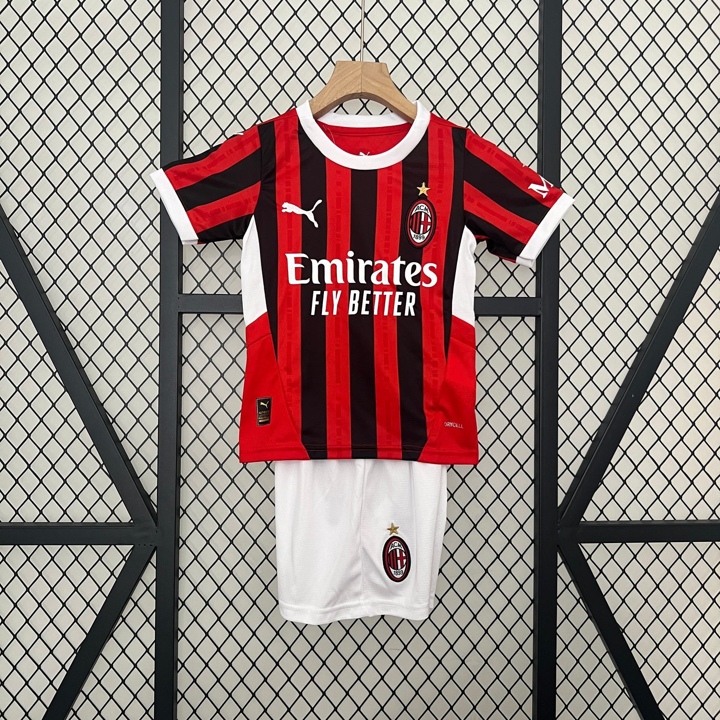 24/25 Kids AC Milan Home Kit