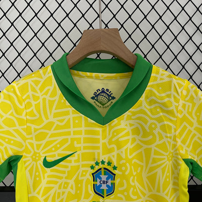 24/25 Kids Brazil Home Kit