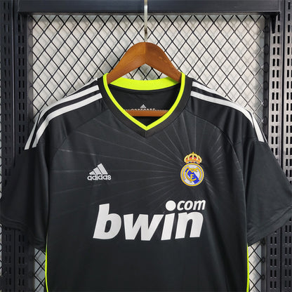 Retro 10/11 Real Madrid Away Kit