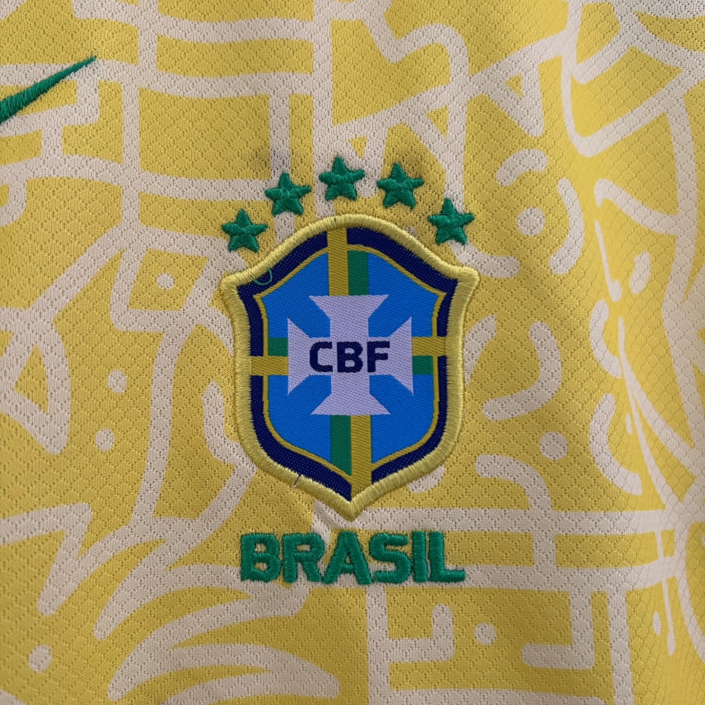24/25 Kids Brazil Home Kit