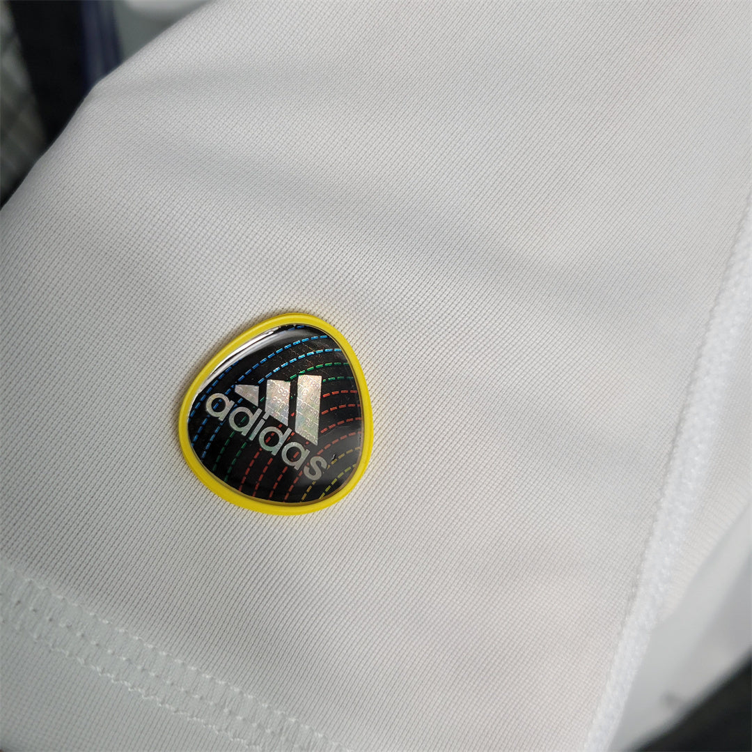 Real Madrid 10/11 Long Sleeve Home Kit