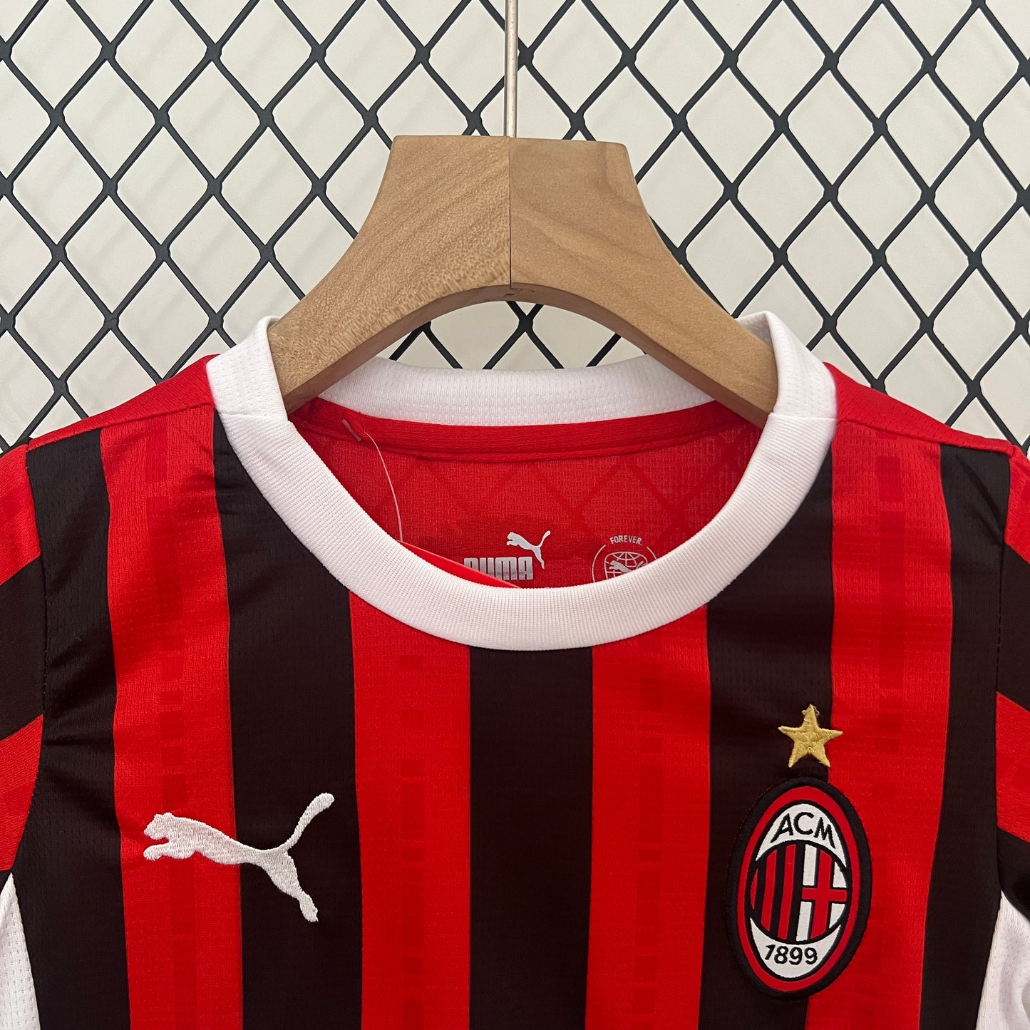 24/25 Kids AC Milan Home Kit
