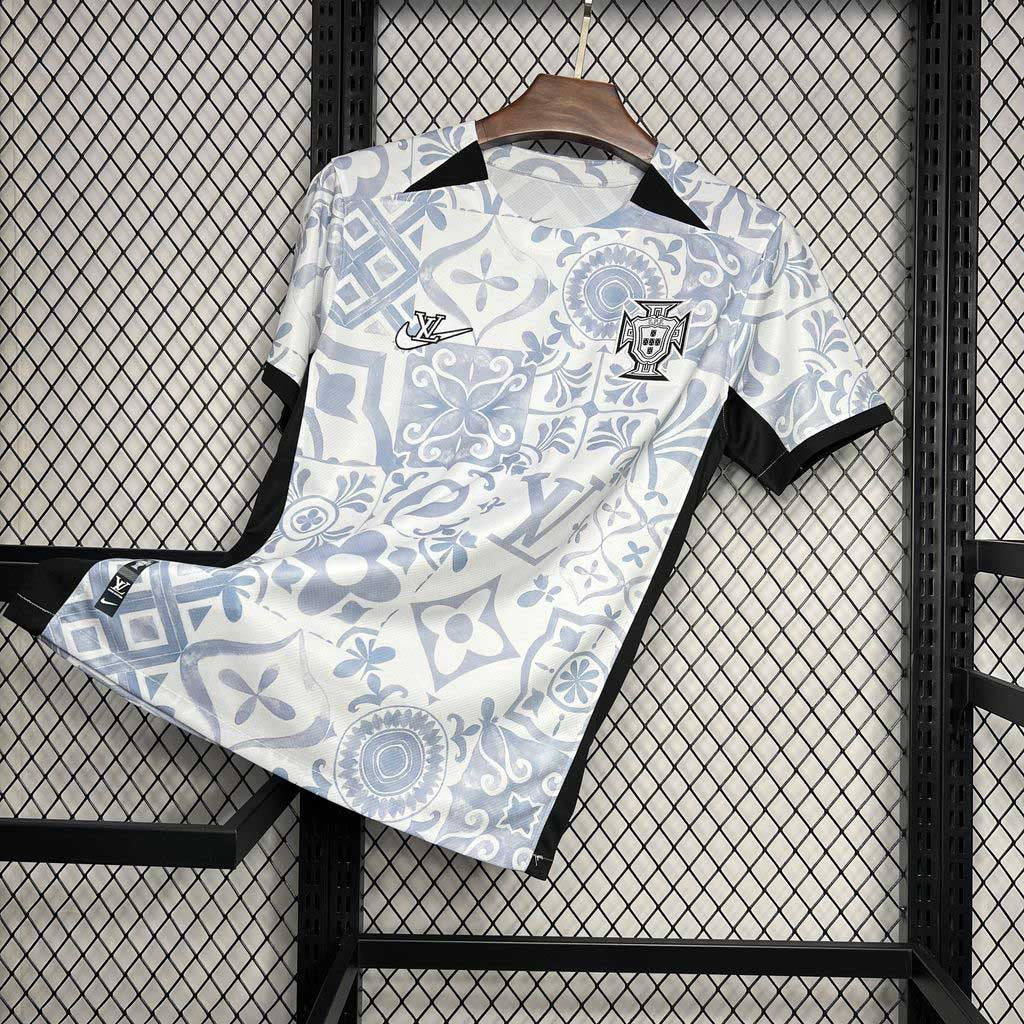 Portugal x LV Special Kit