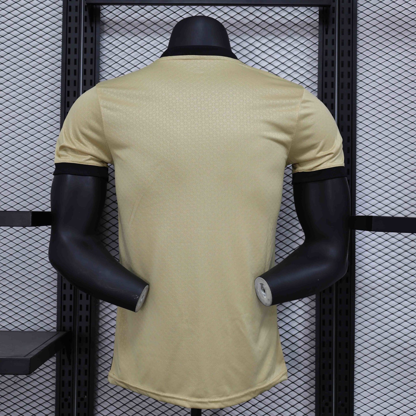 Manchester City “Golden Serpent” Special Kit