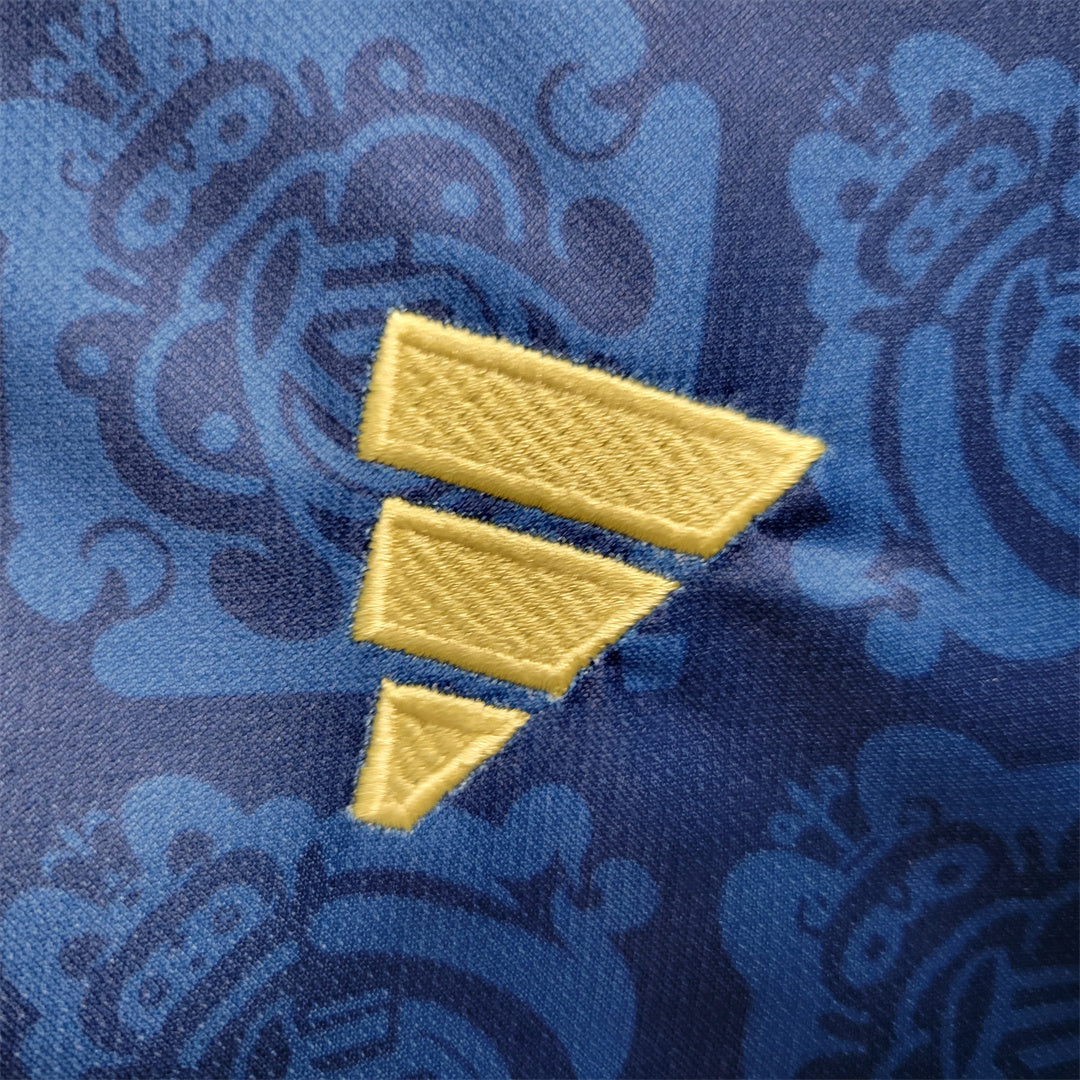 Real Madrid “Blue Crown” Special Kit