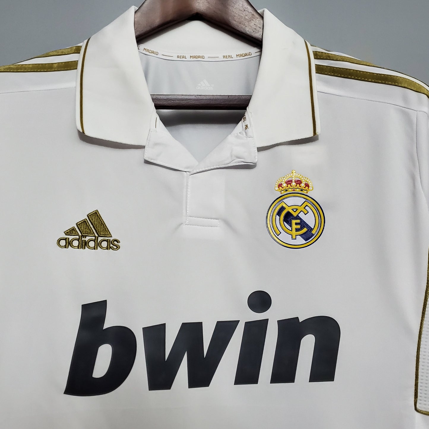 Retro Real Madrid 11/12 home
