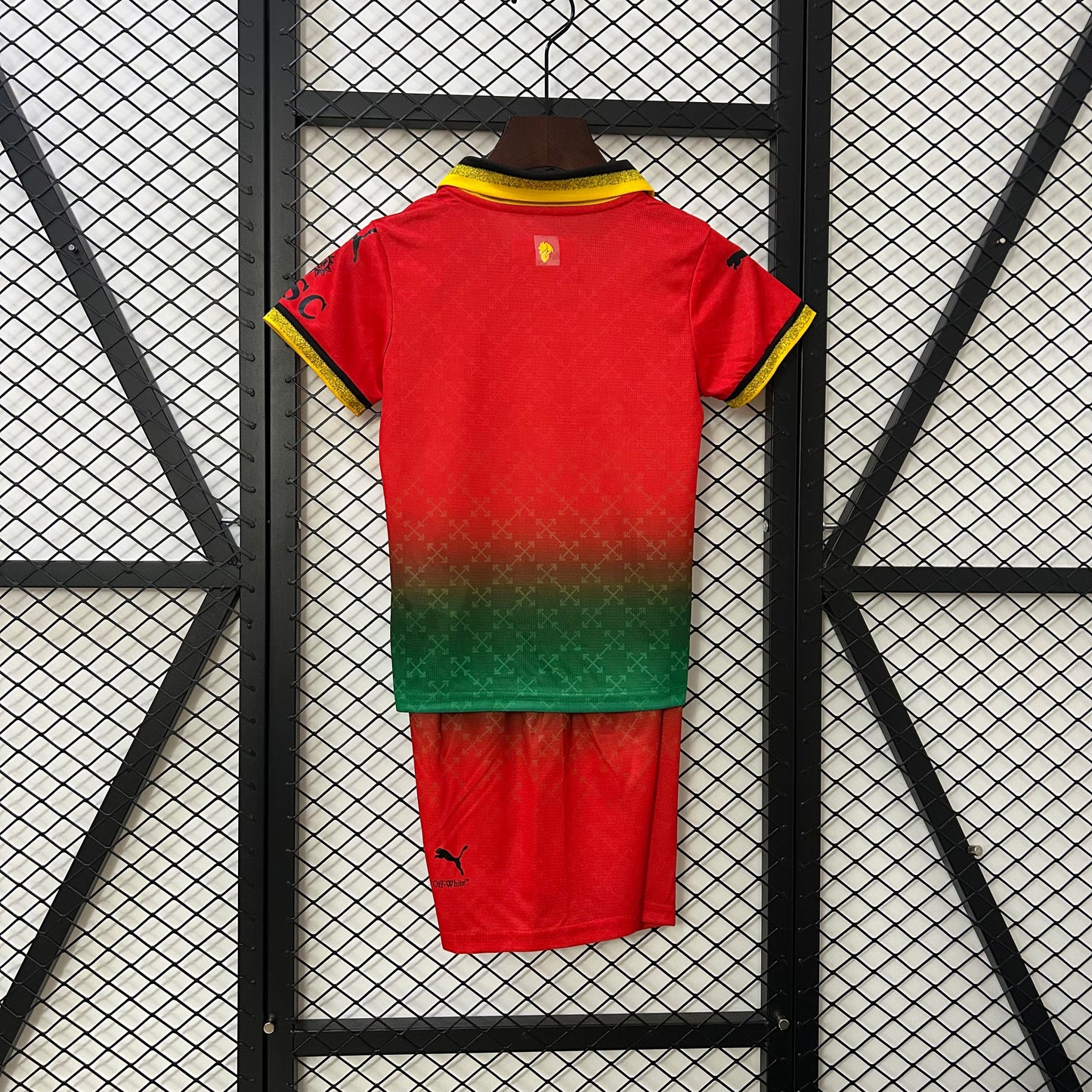 24/25 Kids AC Milan Special Kit