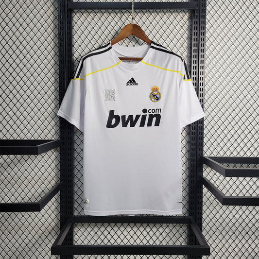 Retro 09/10 Real Madrid Home Kit