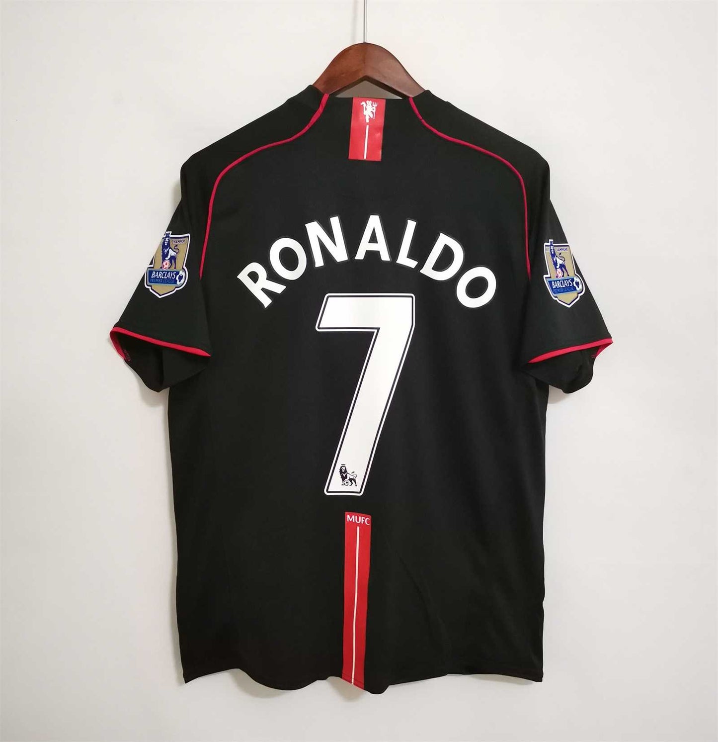 Manchester United 07/08 Retro Away Kit