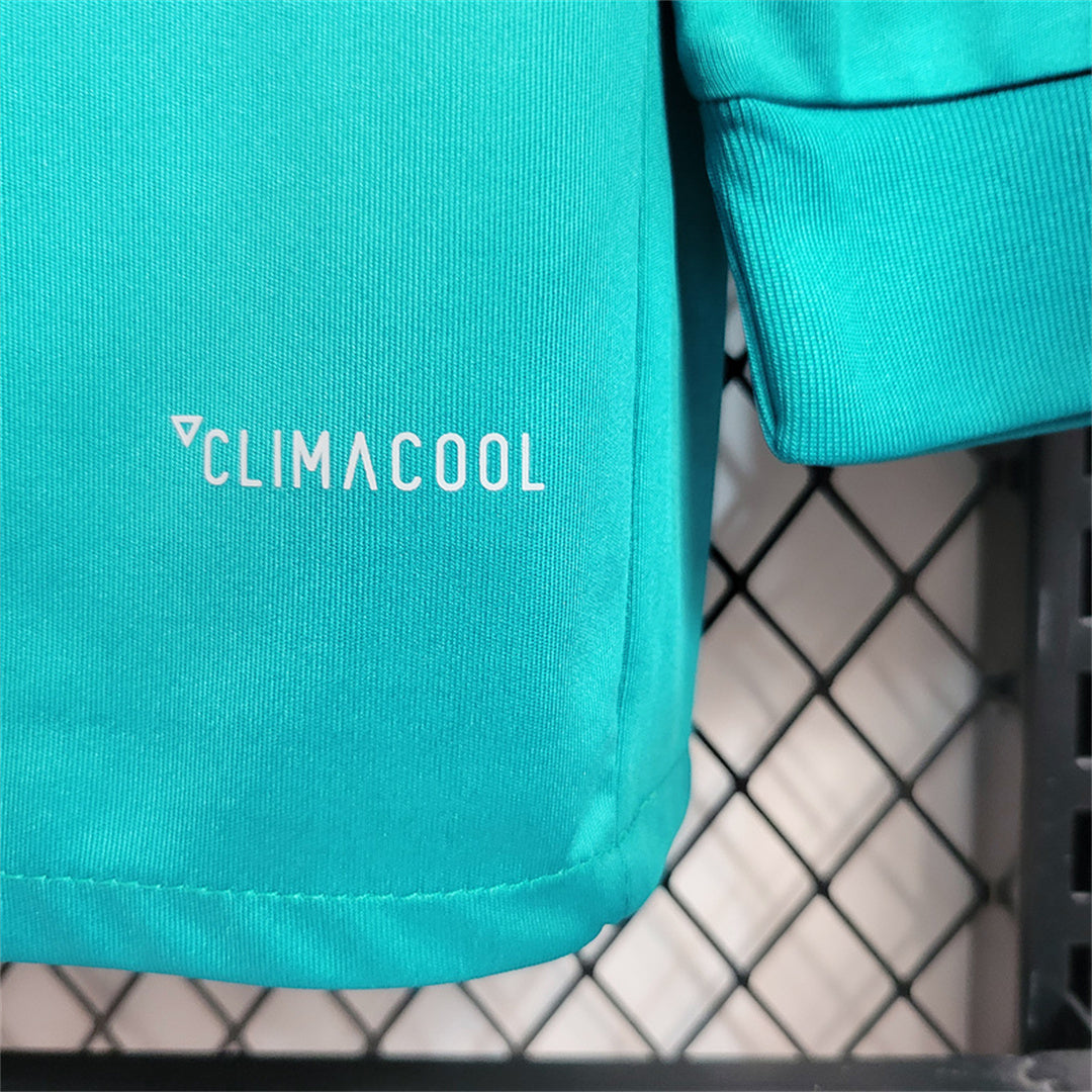 Real Madrid 17/18 Long Sleeve Away Kit